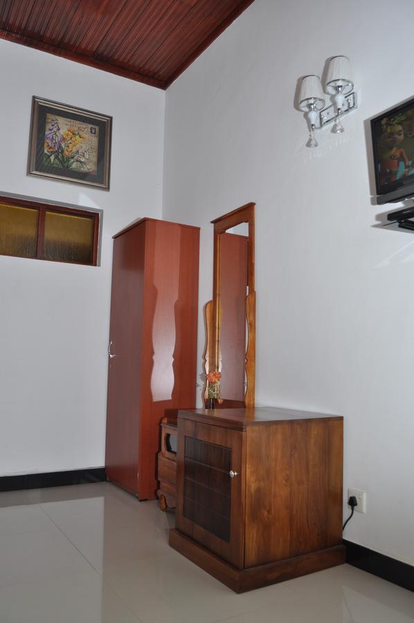 Guest Ryan Hotel Katunayaka Екстериор снимка